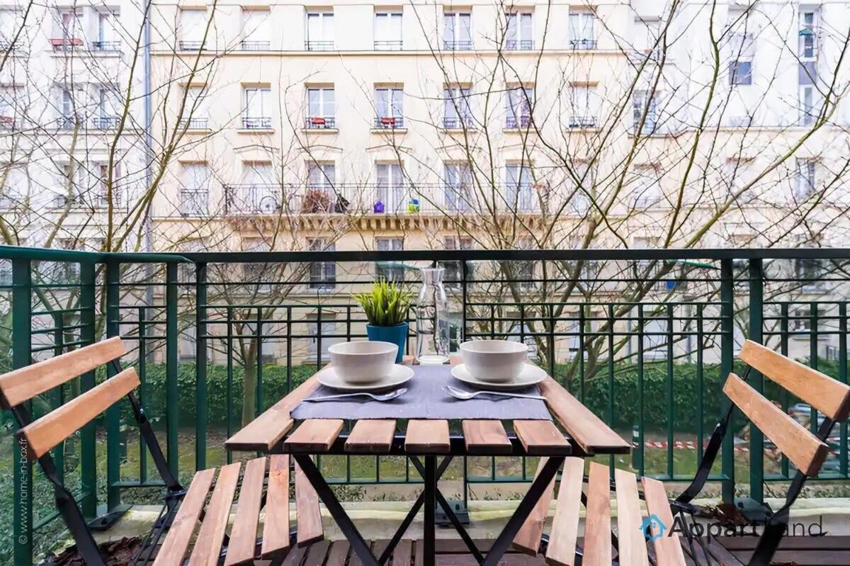 S10 Shopping Center Apartment